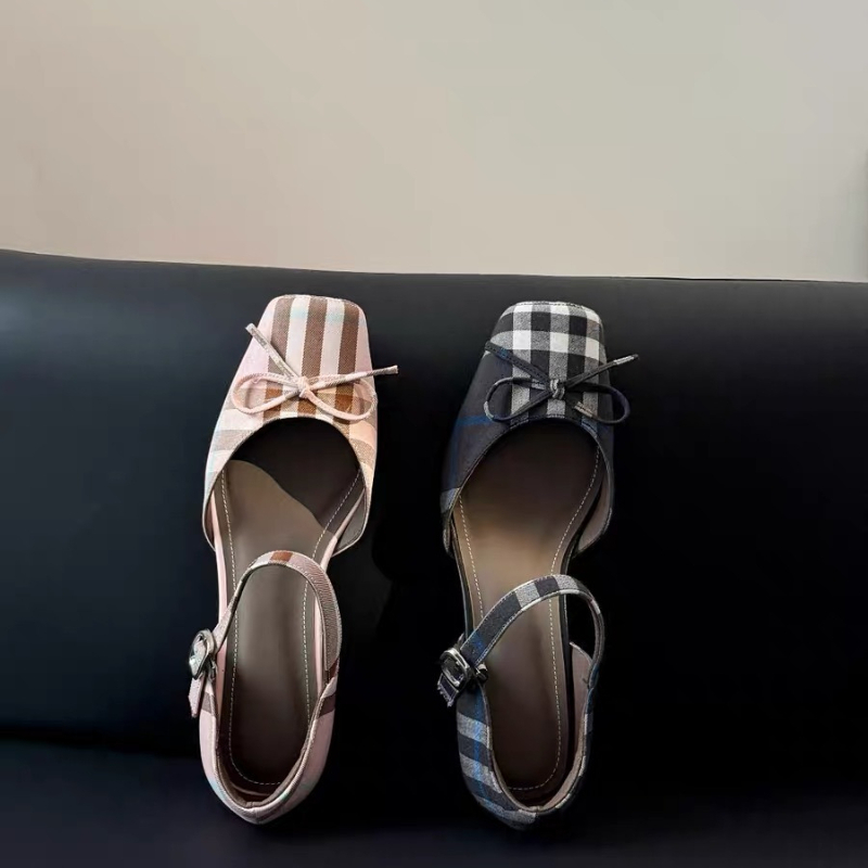 Flache Schuhe mit eckiger Spit – Mary Jane Shoes Bewertung und Preis